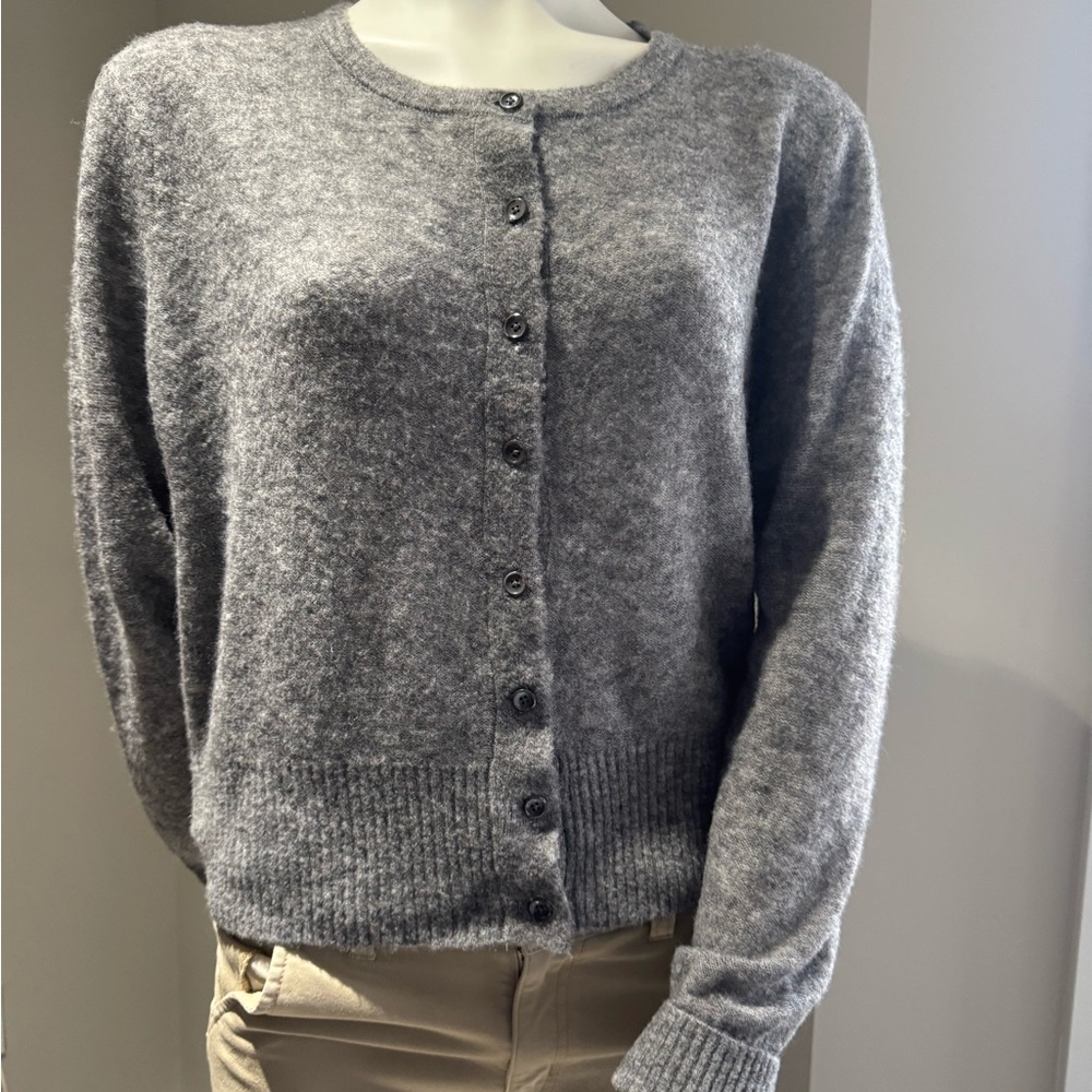 AE 77 New York, Soft, Grey Women's Cardigan